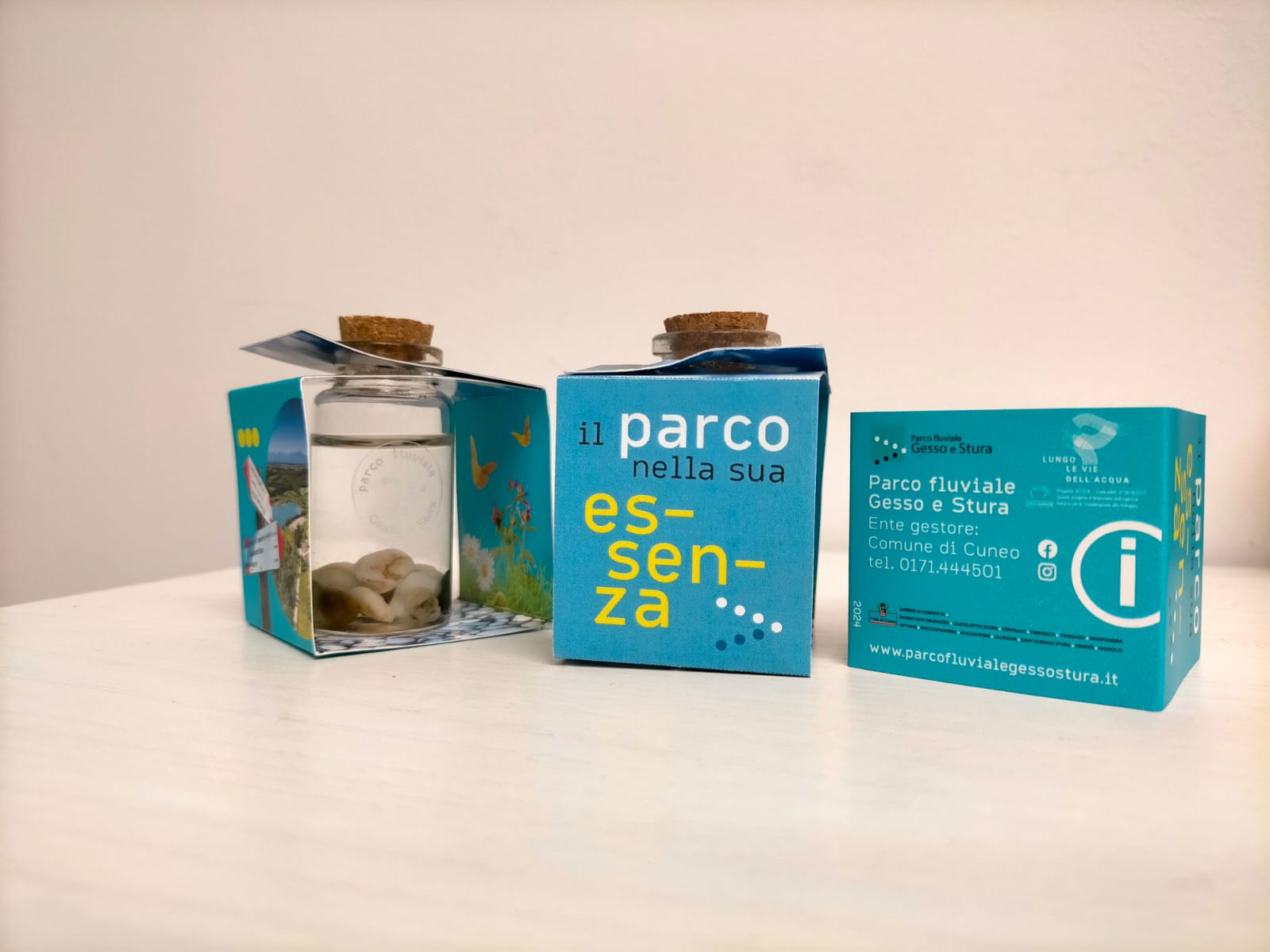 Una fialetta di essenza del Parco Fluviale
